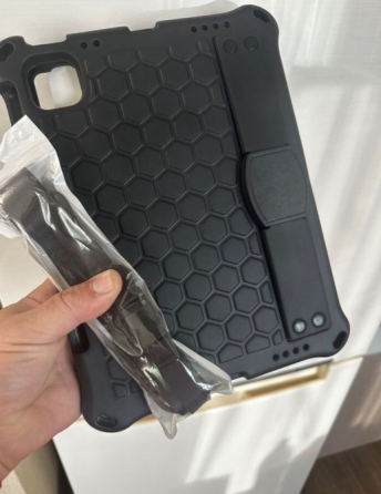 Чехол для iPad Pro 11, iPad Air 11 25-24 года. Донецк
