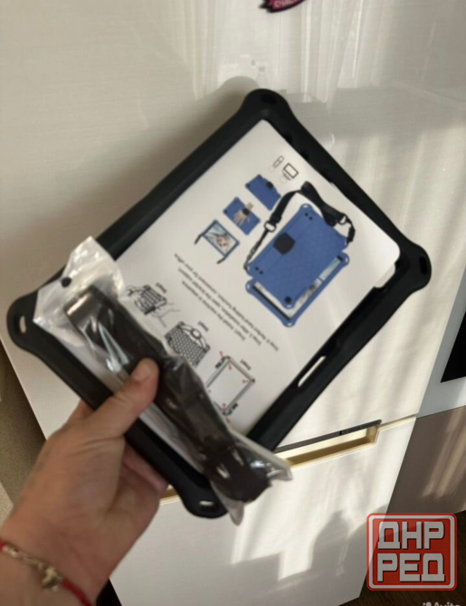 Чехол для iPad Pro 11, iPad Air 11 25-24 года. Донецк - изображение 1
