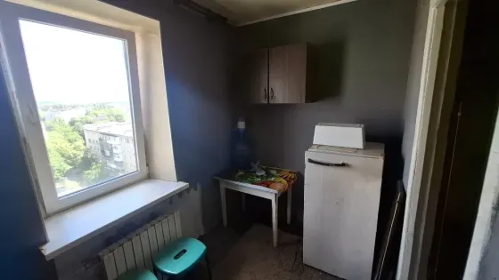 Продам 1-комнатную квартиру Ясиноватая