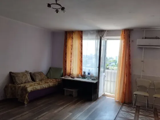Продажа 1 квартиры, 17 жмр , 50 лет ссср Мариуполь