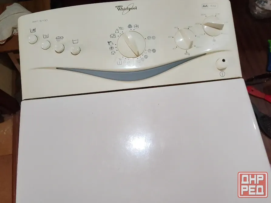 Стиральная машинка Whirlpool AWT5100 б/у Макеевка - изображение 1