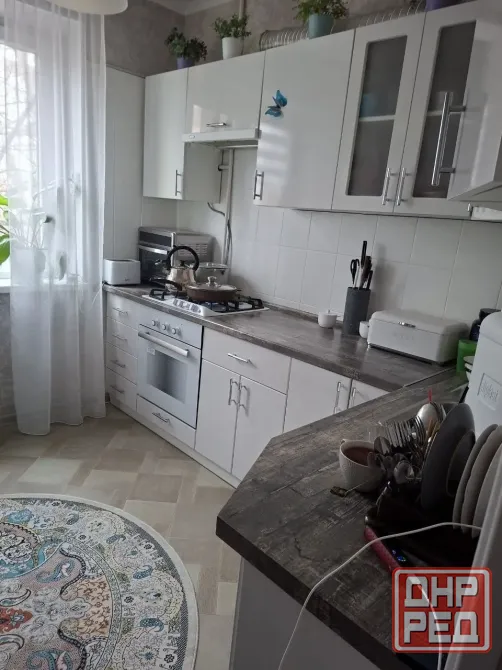 Продам 2х ком квартиру.Зеленый, 3этаж.Первые дома Макеевка - изображение 1