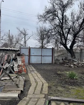 Срочно продается бюджетный дом Донецк