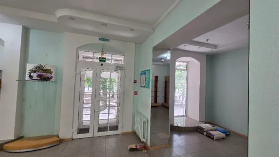 Отличный магазин/сфера услуг, 100кв, ул.Артема 102 Донецк
