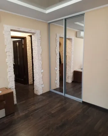 Продается 3-комнатная квартира в Пролетарском районе Донецк