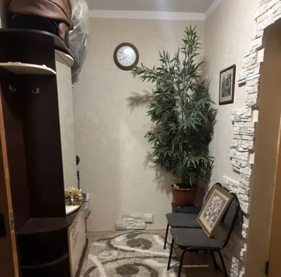 Куйбышевский район, пл. Бакинских Комиссаров. Донецк
