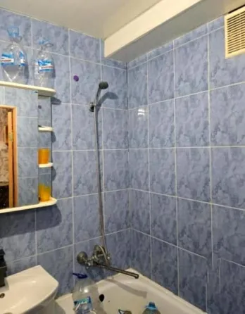 Продам 3к.кв. Брежневка. Кировский р-н. мкр. Текстильщик. Ориентир 22 училище. ул.Содружества. Донецк