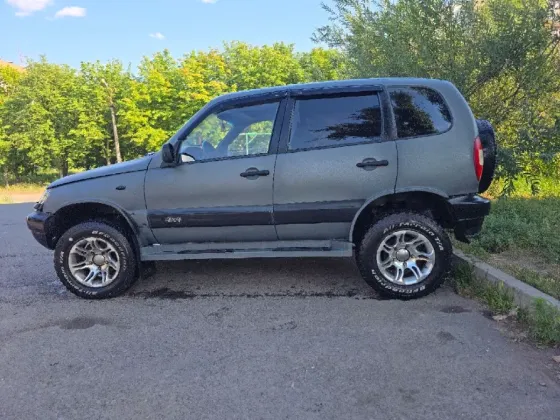 Продам Chevrolet Niva 2004 Донецк