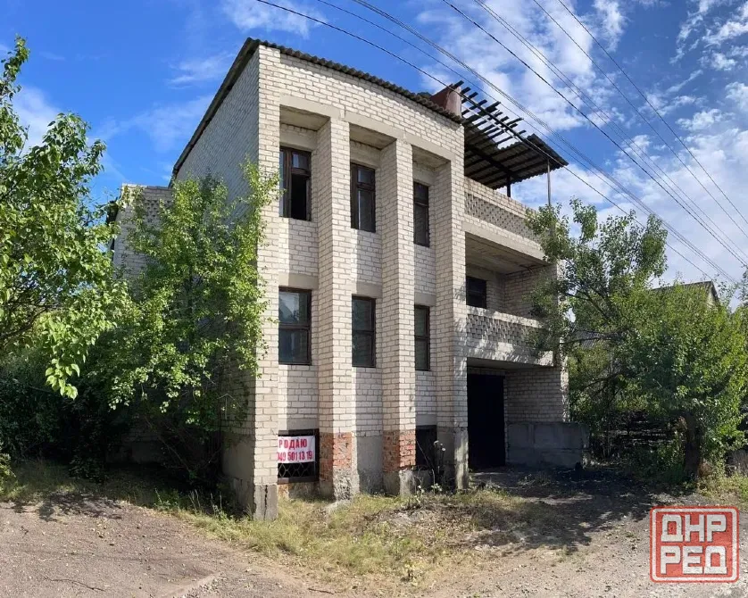 Трёхэтажная дача с участком 6 соток Донецк - изображение 1
