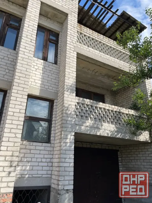 Трёхэтажная дача с участком 6 соток Донецк - изображение 3