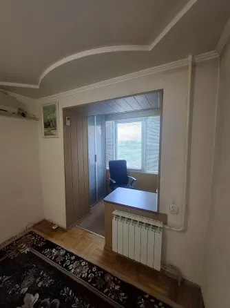 Продам 3 х ком квартиру. Розы и Богдана Донецк