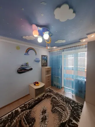 Продам 3 х ком квартиру. Розы и Богдана Донецк