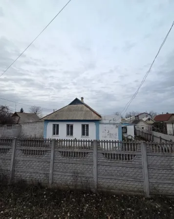 Продается 5-комнатный дом в Петровском районе Донецк