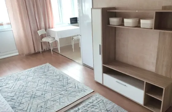 Сдам квартиру на длительный срок Донецк