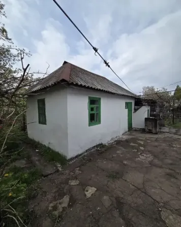 Продается бюджетный 2-комнатный дом Донецк