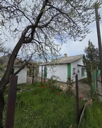 Продается бюджетный 2-комнатный дом Донецк