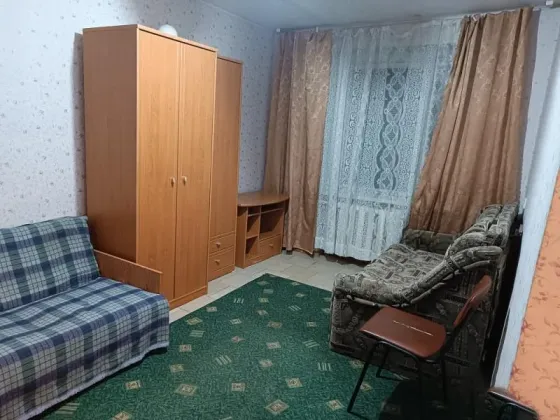 1-комнатная квартира,Калининский р-н,Мединститут.Цена 3млн Донецк