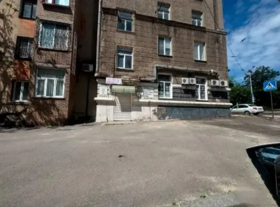 Коммерческое помещение в Ворошиловском районе города Донецка. Донецк