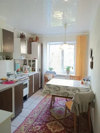 Продам 3к квартиру, бульвар Комсомольский! Мариуполь