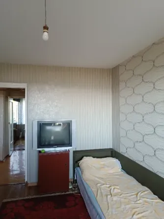 Продам 3к квартиру, бульвар Комсомольский! Мариуполь
