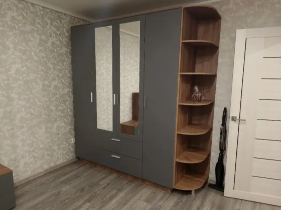 Двухкомнатная квартира в Калининском районе. Мед.Универ Донецк