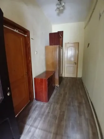 Продается 3-х комнатная квартира в одноэтажном доме в самом центре Мариуполя. Мариуполь