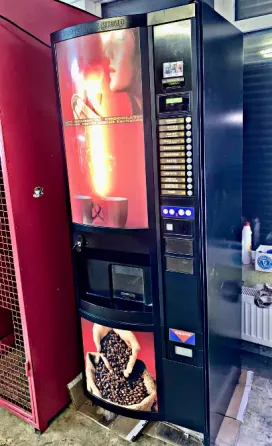 Продам кофейный аппарат SAGOMA H7 Донецк