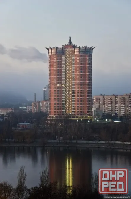 Продажа трехкомнатной квартиры в элитном жк "Королевская башня" Донецк - изображение 1