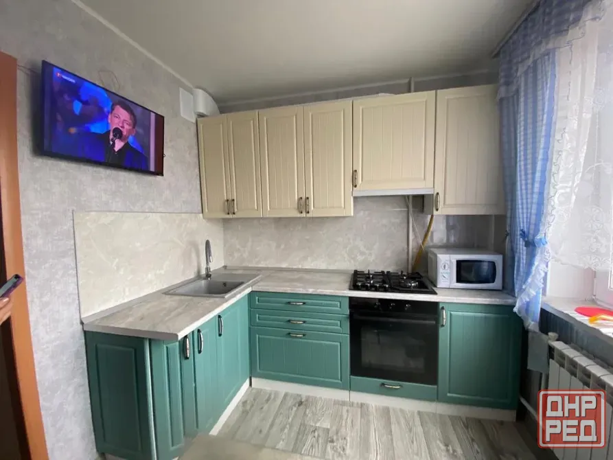 Угловая кухня «Лондон» 1,78 × 2,5 м | Высокие шкафы 920 мм | Дуб Крем / Дуб Изумруд Макеевка - изображение 2