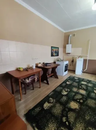 Предлагается к продаже 3-к. уютный дом в Киевском районе, ул.Молодых Шахтеров Донецк
