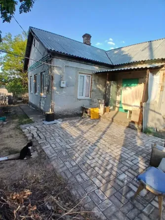 Продаётся  газифицированный Дом, посёлок Троицкий ул Крылова. Мариуполь