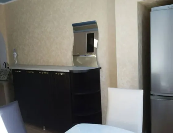 сдается двухкомнатная квартира 4Ленинский район Донецк