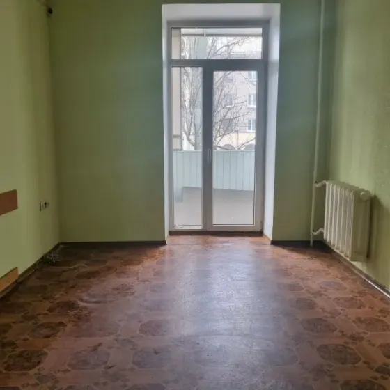 Офис 53м2 Детский мир, Артема Донецк