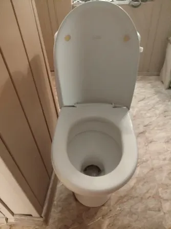 Продам унитаз с бачком, б/у Донецк