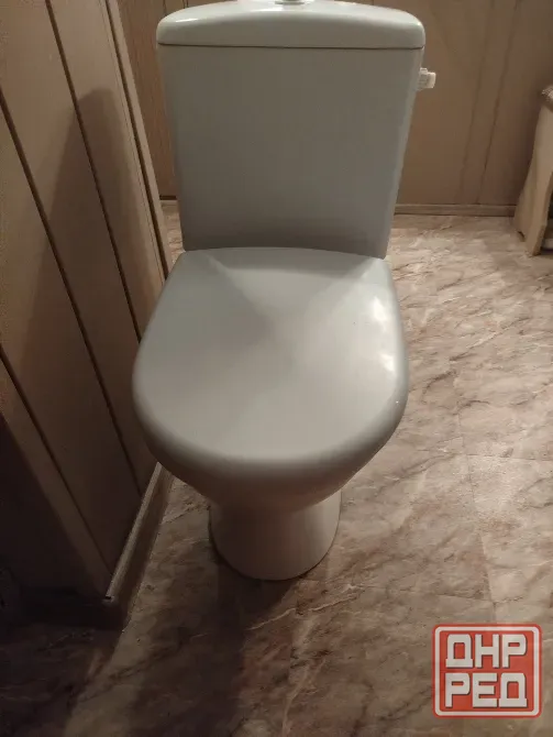 Продам унитаз с бачком, б/у Донецк - изображение 2