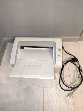 Лазерный принтер Samsung ML-2165 работает, но нужна заправка картриджа Донецк