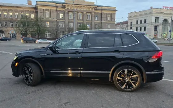 Volkswagen Tiguan Allspace SEL Premium Донецк