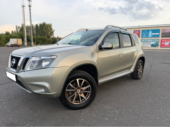 NISSAN TERRANO Донецк
