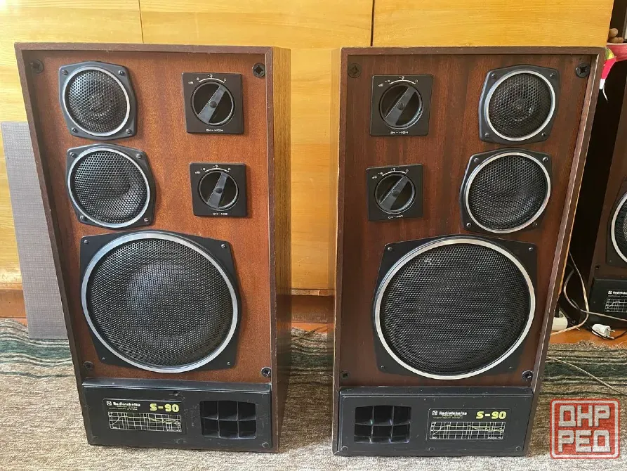 Radiotehnika S-90 35АС-212 Горловка - изображение 2