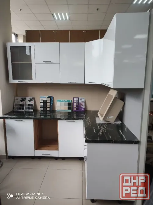 кухня угловая 1,50*2,00 белая в наличии Донецк - изображение 2