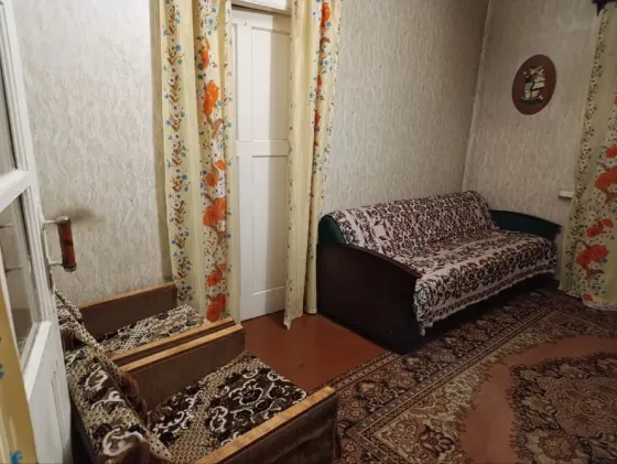 Продается дом в Петровском районе, поселок ш.Челюскинцев, ул.Автодорожная Донецк