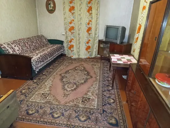 Продается дом в Петровском районе, поселок ш.Челюскинцев, ул.Автодорожная Донецк