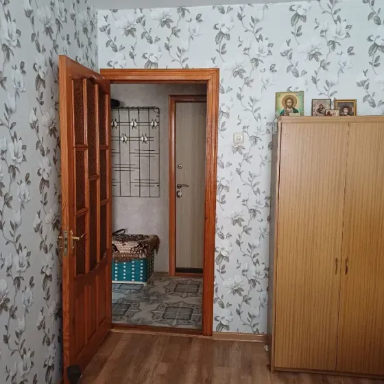 Продажа 2-х комнатной квартиры в Жовтневом р. (23-й м/р) Мариуполь