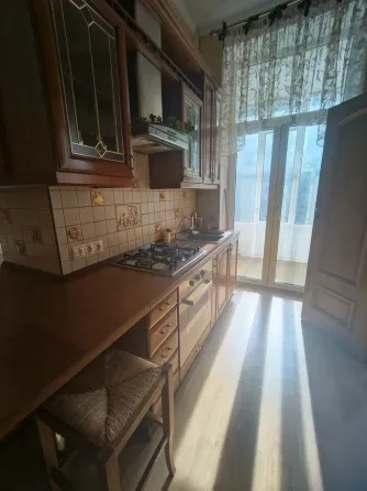 Продажа 3к.квартиры сталинки пр. Театральный, Ворошиловский район Донецк