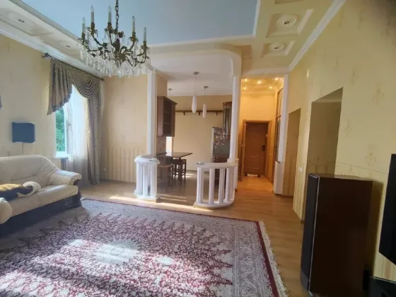 Продажа 3к.квартиры сталинки пр. Театральный, Ворошиловский район Донецк