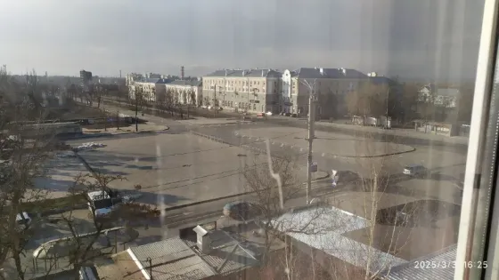 Продам 2 х ком квартиру г.Мариуполь ,Сталинка . Мариуполь