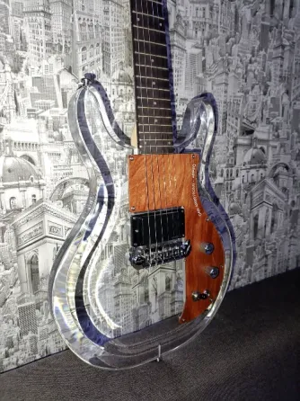 Гитара Ampeg Dan Armstrong Донецк