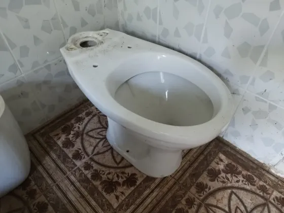 Унитаз с бачком б/у Донецк