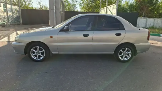 Продам Ланос 1.5 гур кондиционер 2008г Шахтерск