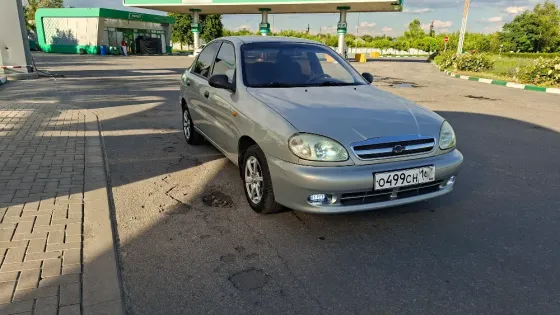 Продам Ланос 1.5 гур кондиционер 2008г Шахтерск